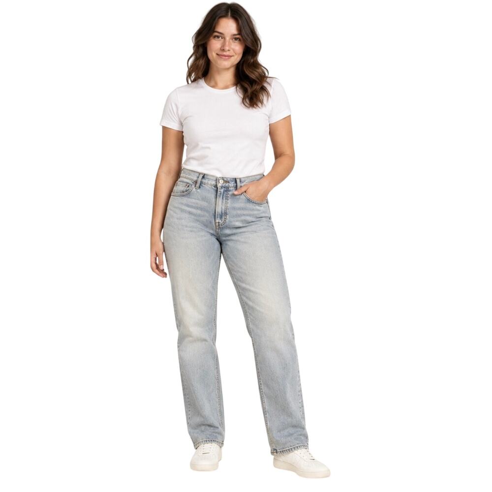 Zara Light Wash High Rise Straight Leg Jeans, Women's Size 31